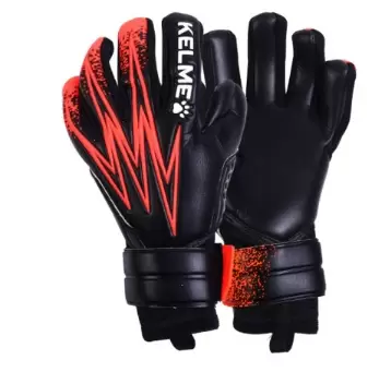 Kelme Перчатки вратарские GERONA 9896408.009